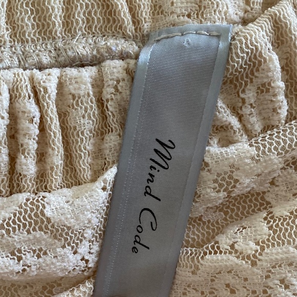 Lace Strapless Dress Size: Large - Picture 8 of 8